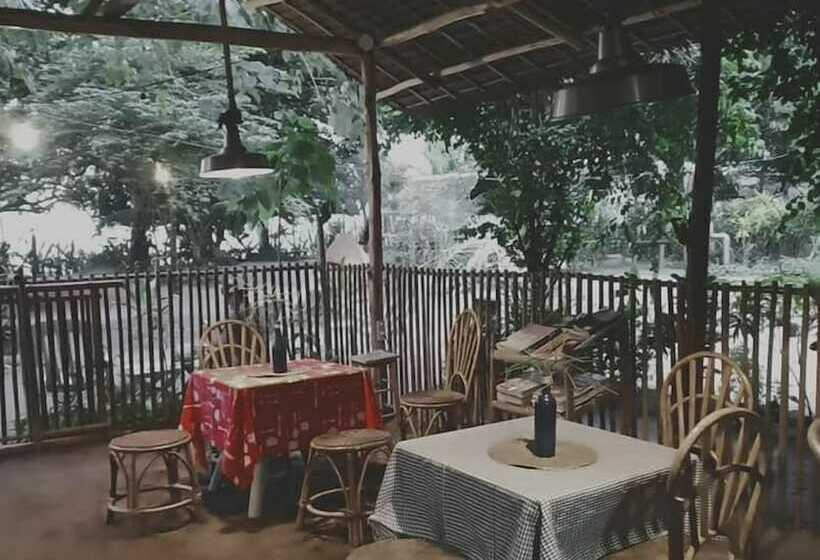 پانسیون Balay Cuyonon Eco Lodge
