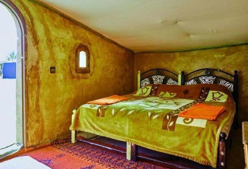 بنسيون Sahara Trips