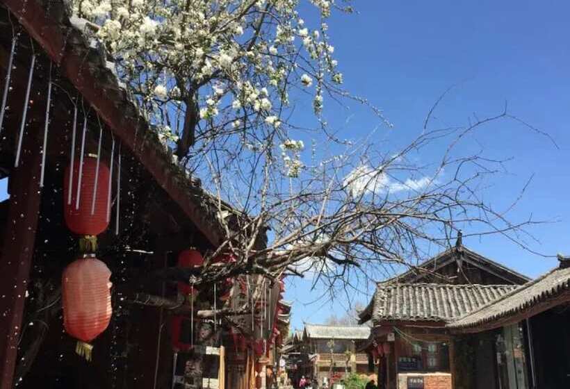 פנסיון Floral Hotel Limaroonthai Shuhe