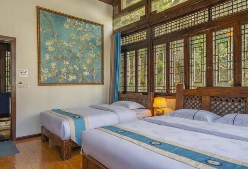 פנסיון Floral Hotel Limaroonthai Shuhe