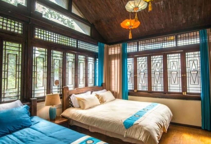 פנסיון Floral Hotel Limaroonthai Shuhe