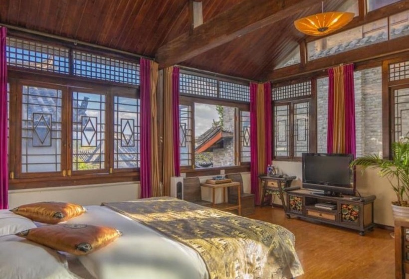 פנסיון Floral Hotel Limaroonthai Shuhe