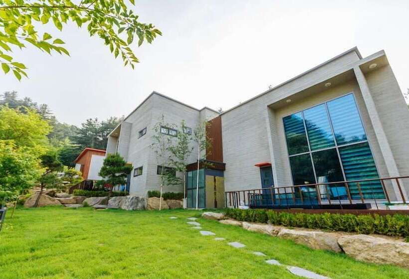 膳宿费 Gallery 774