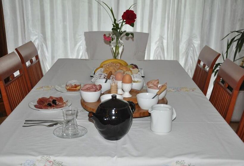 پانسیون Green Point