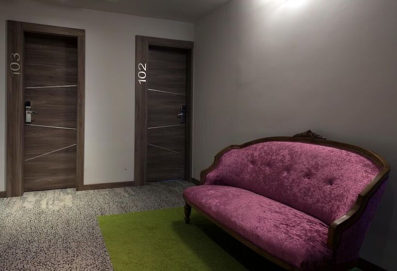 پانسیون Guesthouse Grof