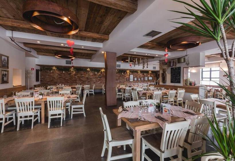 پانسیون Guesthouse Grof