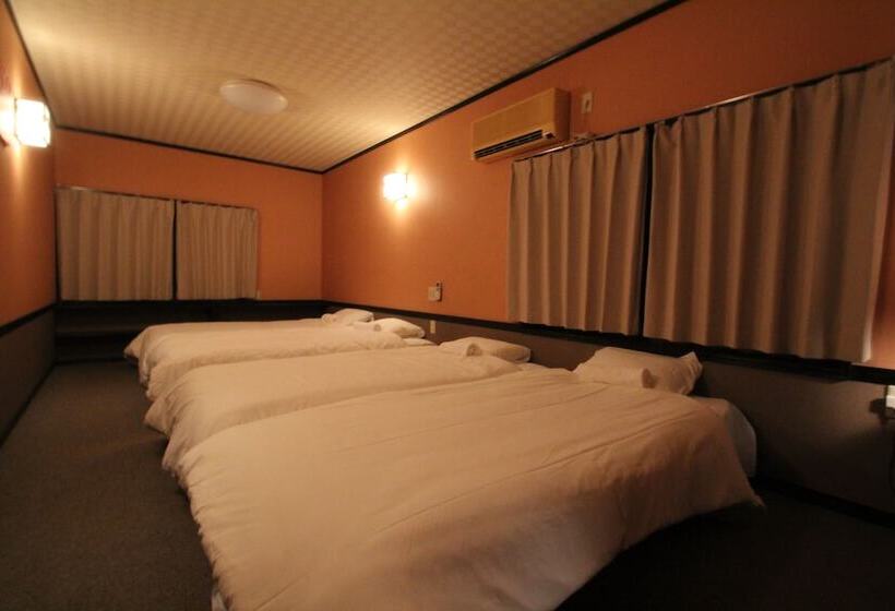 بنسيون Guesthouse Iroha