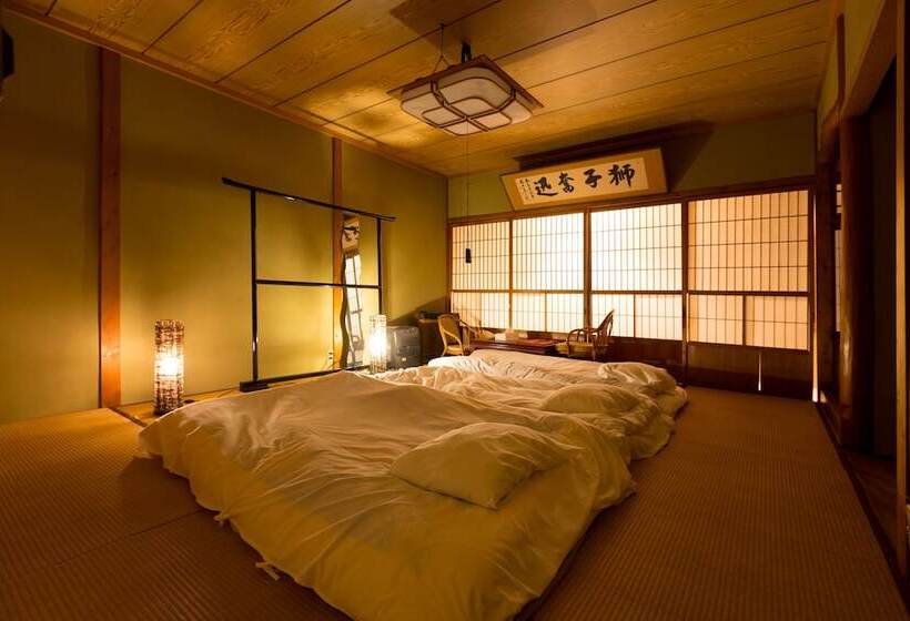 بنسيون Guesthouse Iroha