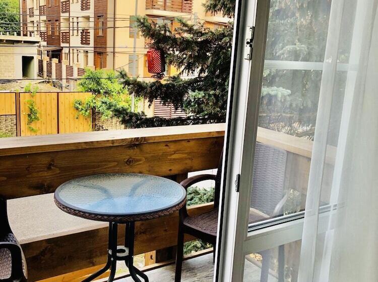 پانسیون Guesthouse Usadba