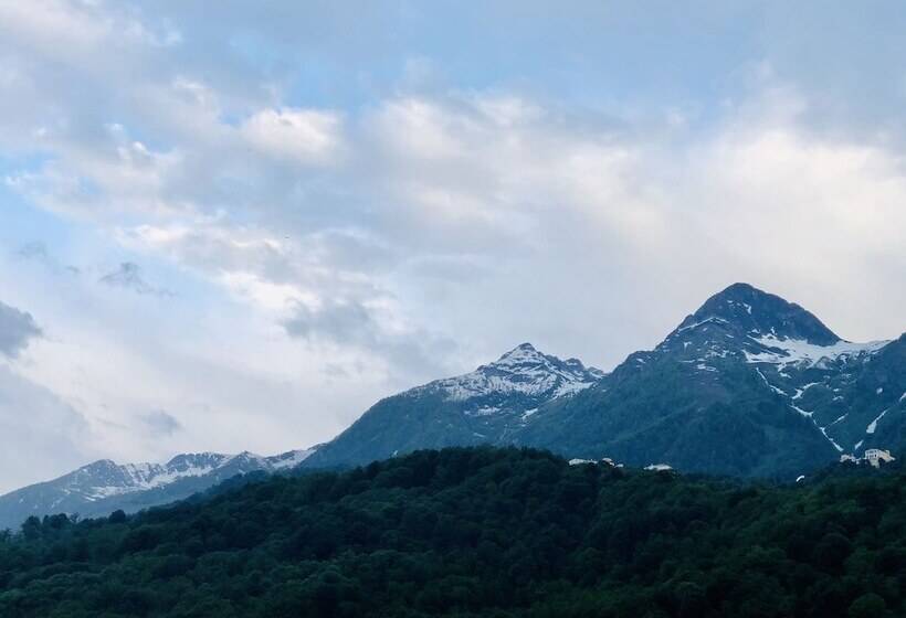 پانسیون Guesthouse Usadba