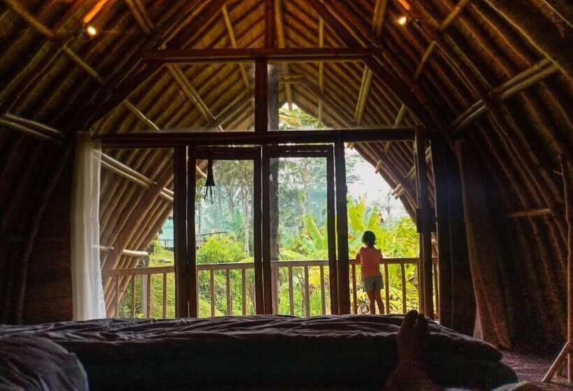 פנסיון Hide Tumbuk Bamboo By Atharva Bali