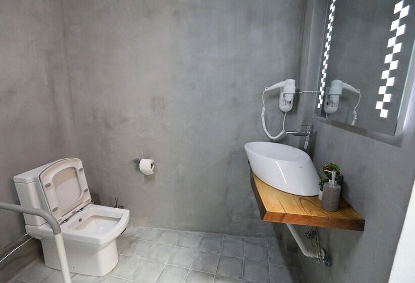 پانسیون Hilmi Efendi Guest House