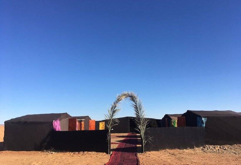 پانسیون Hoshizora Sabaku Camp