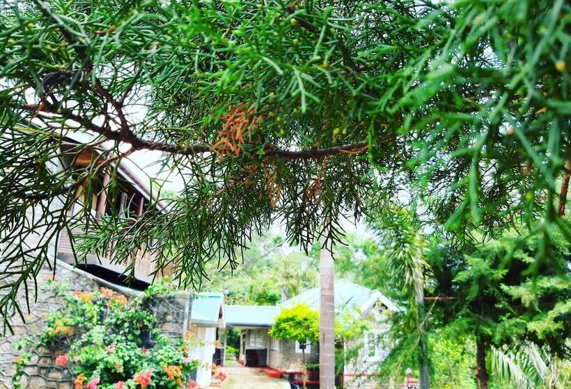 بنسيون Kallycave Eco Lodge