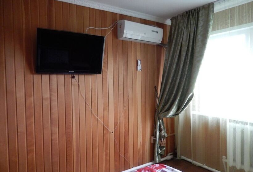 بنسيون Kedrovy Dom Kochievskih