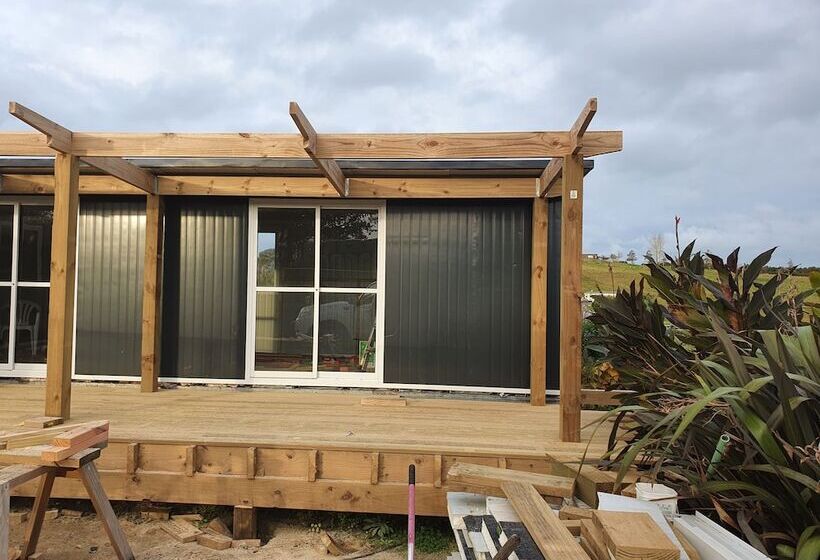 Пансион Koromatua Homestead