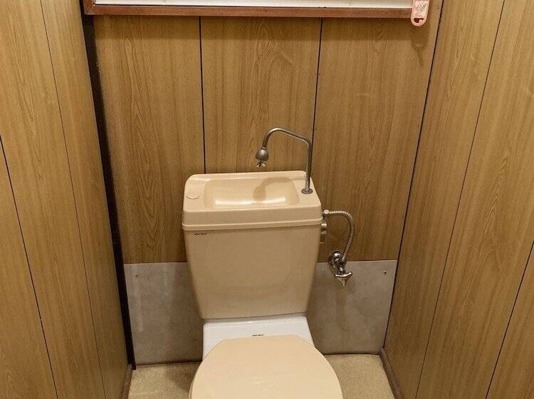 بنسيون Kumanoyasai Base