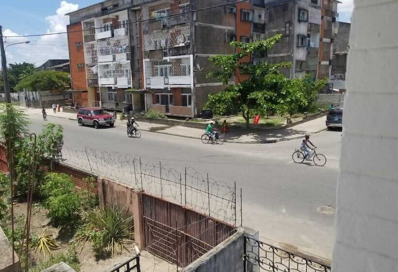 ペンション Liduina Guest House