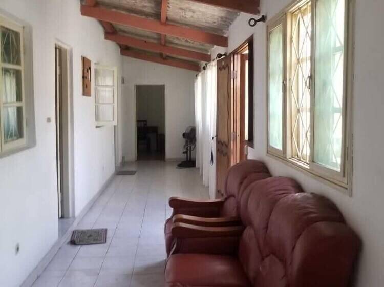 ペンション Liduina Guest House