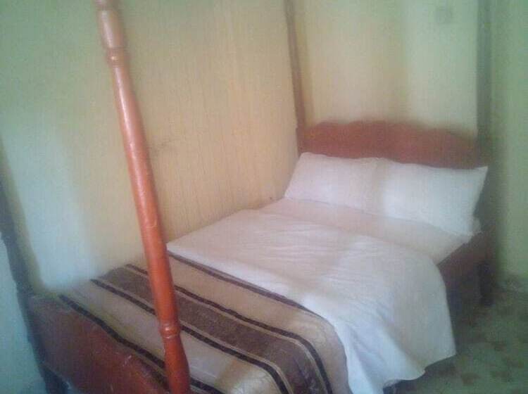 펜션 Maleck Guest Rooms