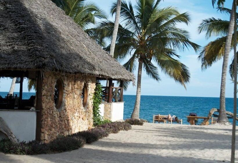 بنسيون Mike S Beach Cottages