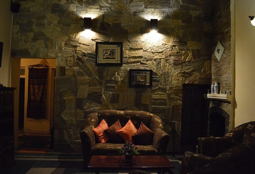 פנסיון Misty Holiday Nest