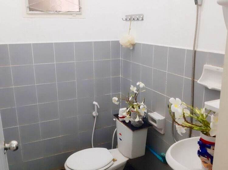 פנסיון Mj House Stay With Guest And Host