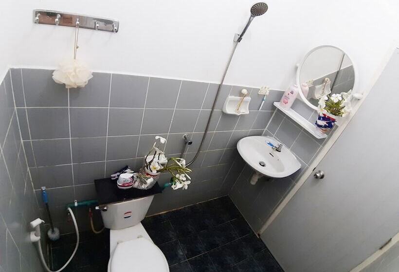 פנסיון Mj House Stay With Guest And Host