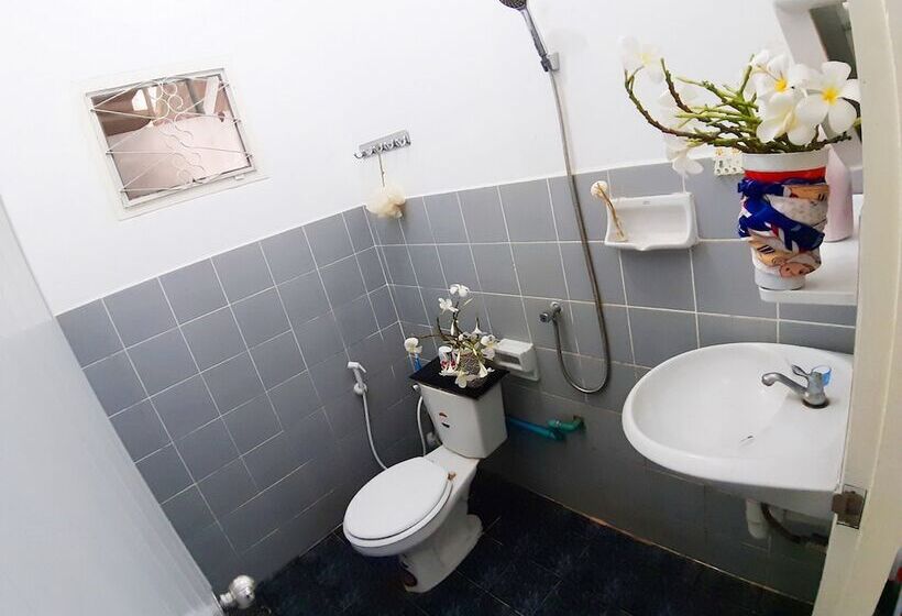 פנסיון Mj House Stay With Guest And Host