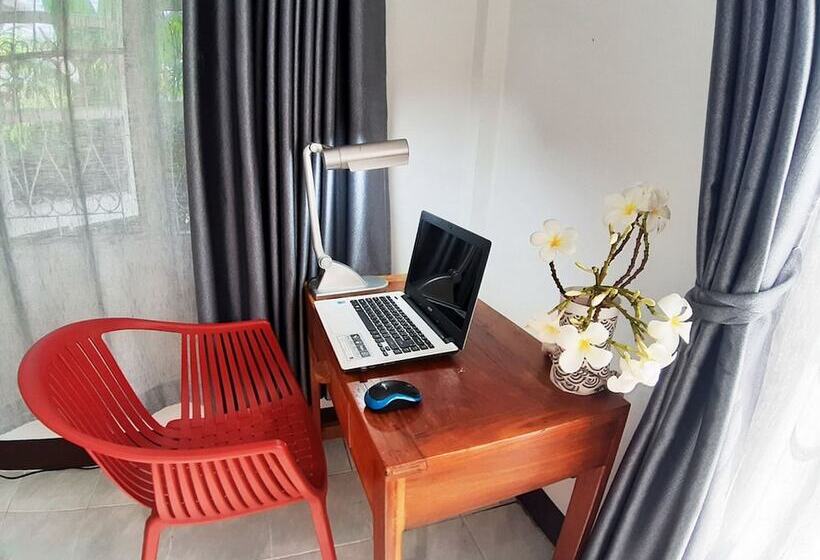 פנסיון Mj House Stay With Guest And Host