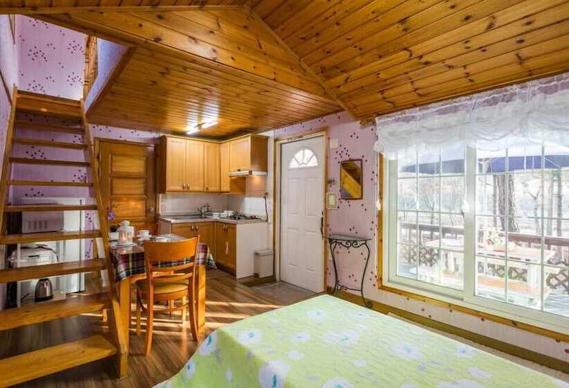 פנסיון Morning Palace