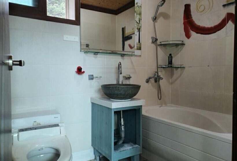 膳宿费 Muju Caravan Pesnion