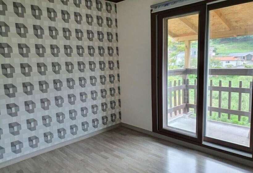 膳宿费 Muju Caravan Pesnion