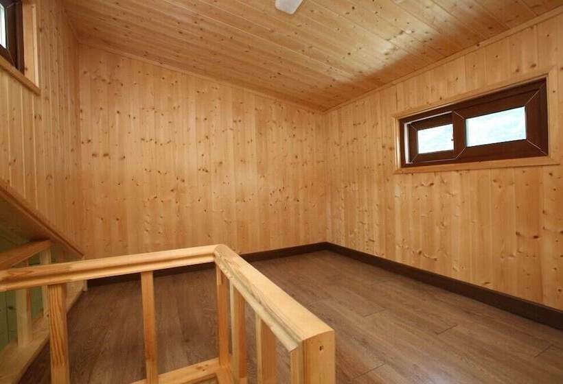 膳宿费 Muju Caravan Pesnion