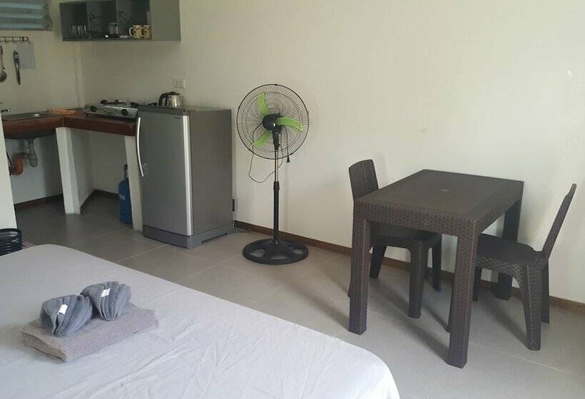 פנסיון Mystic Divers Guesthouse