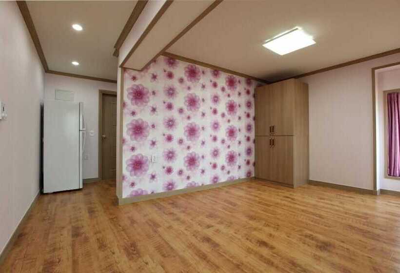 Пансион Pohang Sunrise