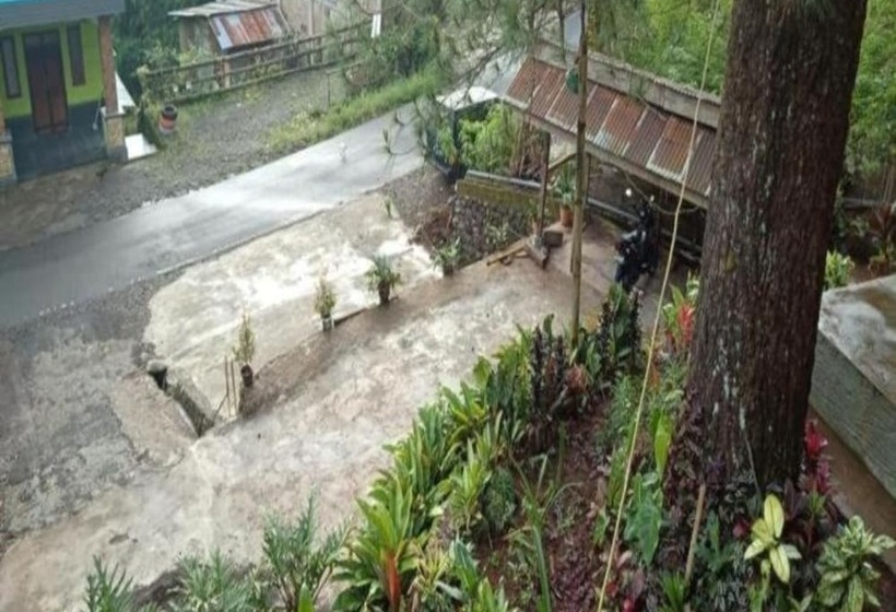 بنسيون Pondok Ningsih 2 Malino