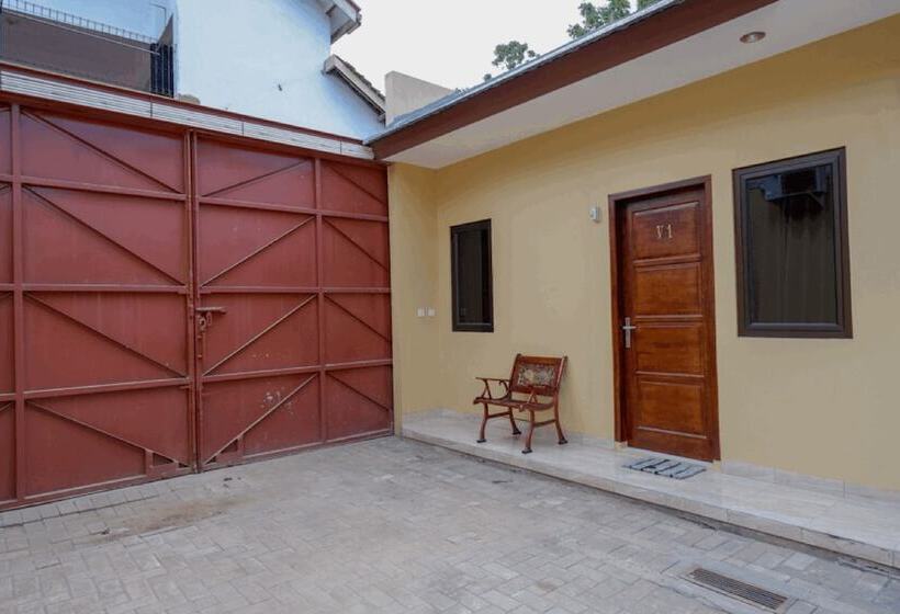 بنسيون Reddoorz Near Living Plaza Purwokerto