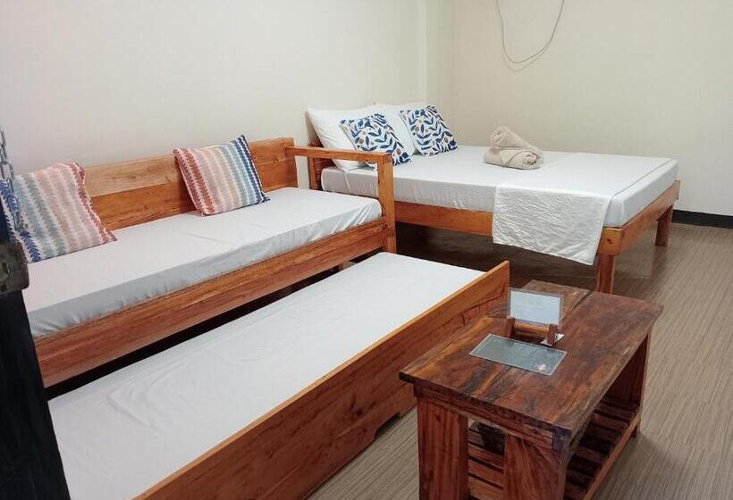 پانسیون Solana Siargao