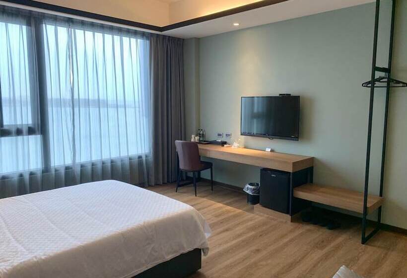 پانسیون Summer Crazy