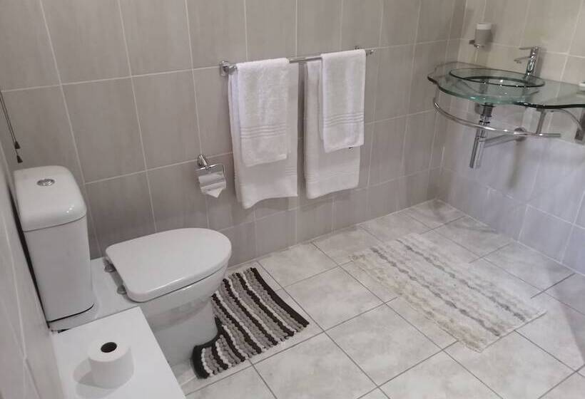 פנסיון Easy Inn Guesthouse