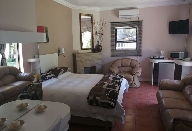 ペンション Easy Inn Guesthouse