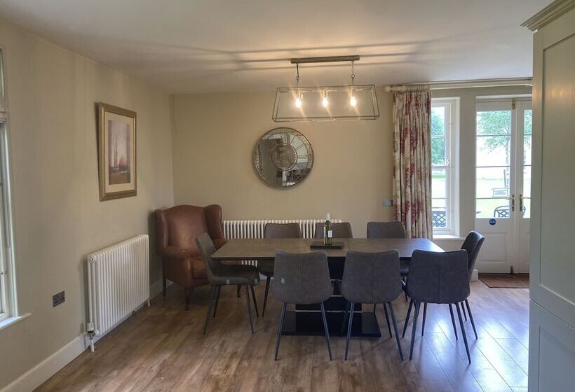 펜션 The Gate Lodge