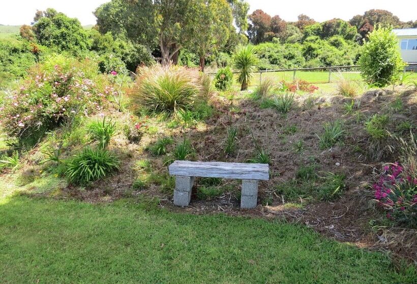 بنسيون Waikawa House