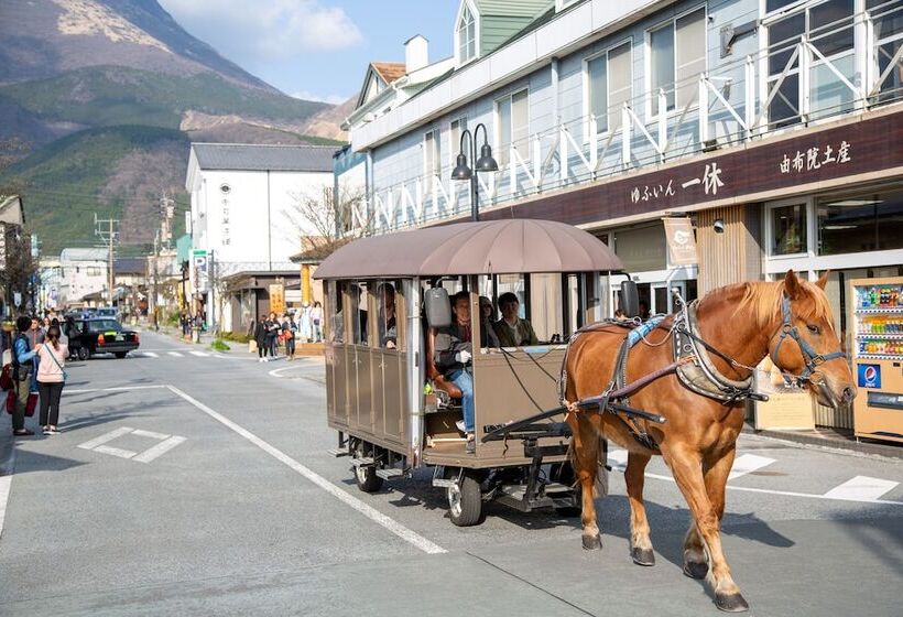 Pansiyon Yufuin Akarinoyado