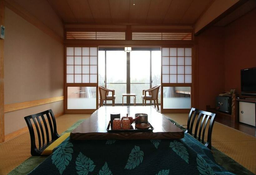 פנסיון Yunosawakousen