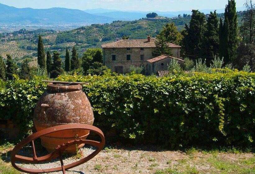 Pretty Farmhouse In Bacchereto With Swimming Pool
