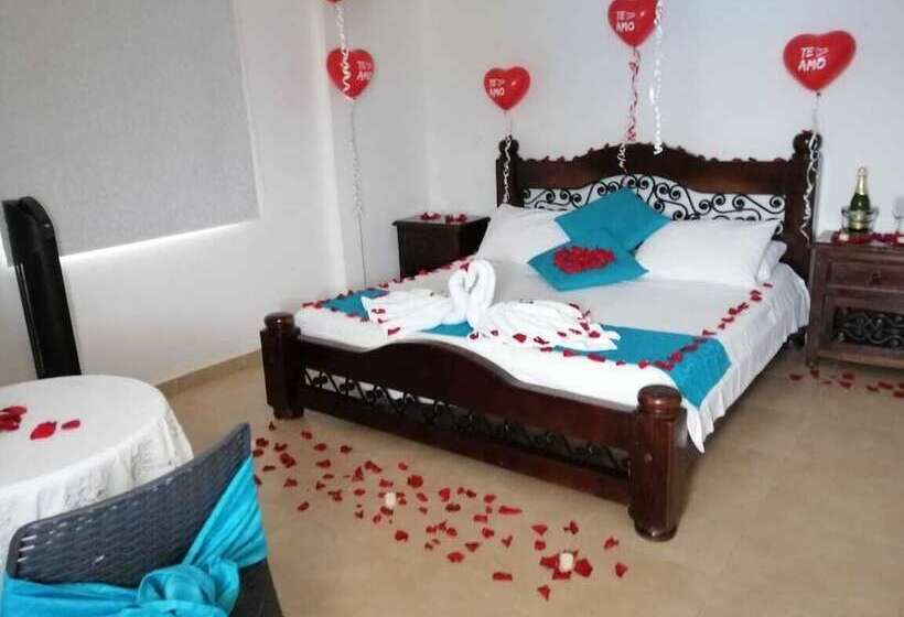 استراحتگاه Club Mónaco