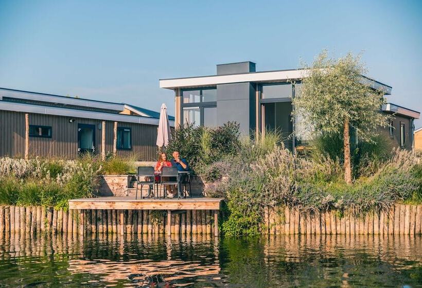 Курорт Europarcs De Kraaijenbergse Plassen