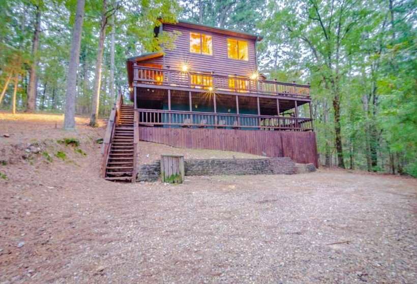 Ridgeview Retreat Seclude Cabin Includes Wifi, Cable, And Charcoal Grill By Redawning